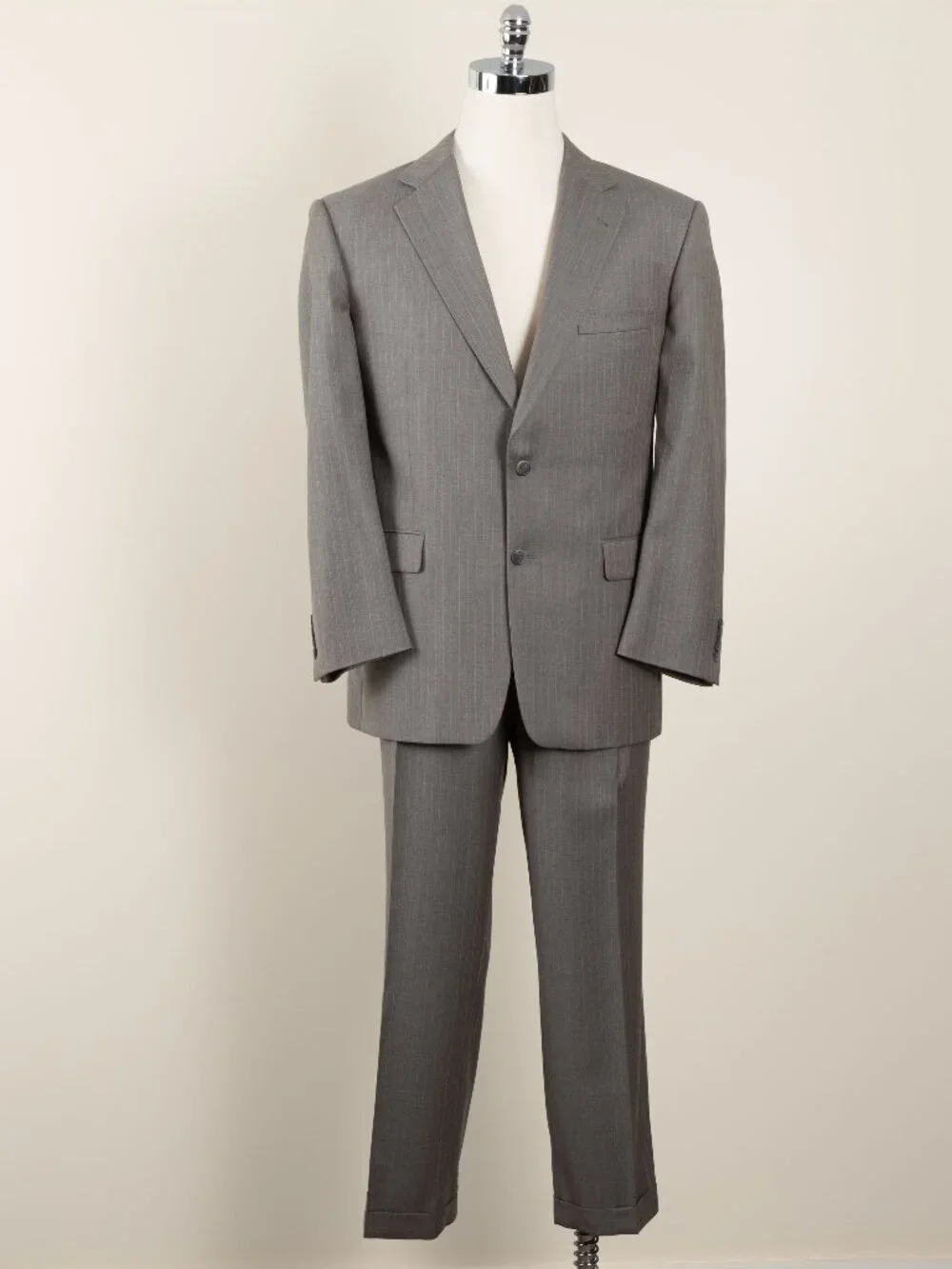 Vintage Y2K Burberry London Men's Grey Pinstripe Wool Suit 44R Pleated Cuffed